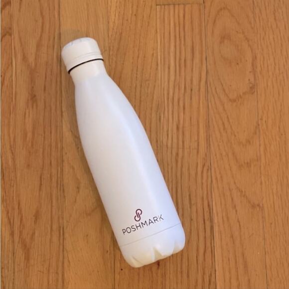 NEW Poshmark Branded Insulated Water Bottle - Picture 2 of 5